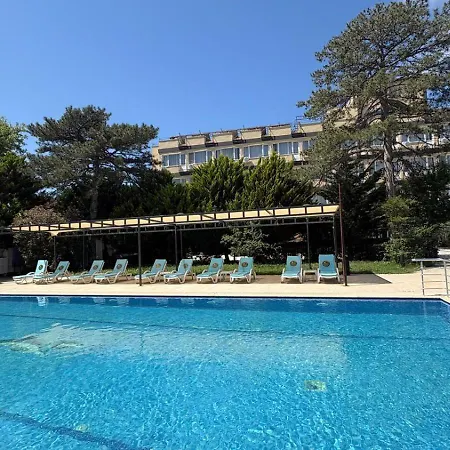 فندق مبيت وإفطار Grand
